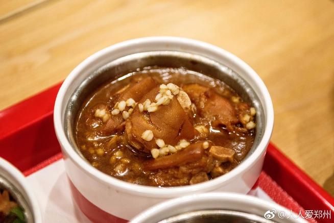 焦耳中式快餐 24小时不打烊，干净·快捷·高品质的代名词